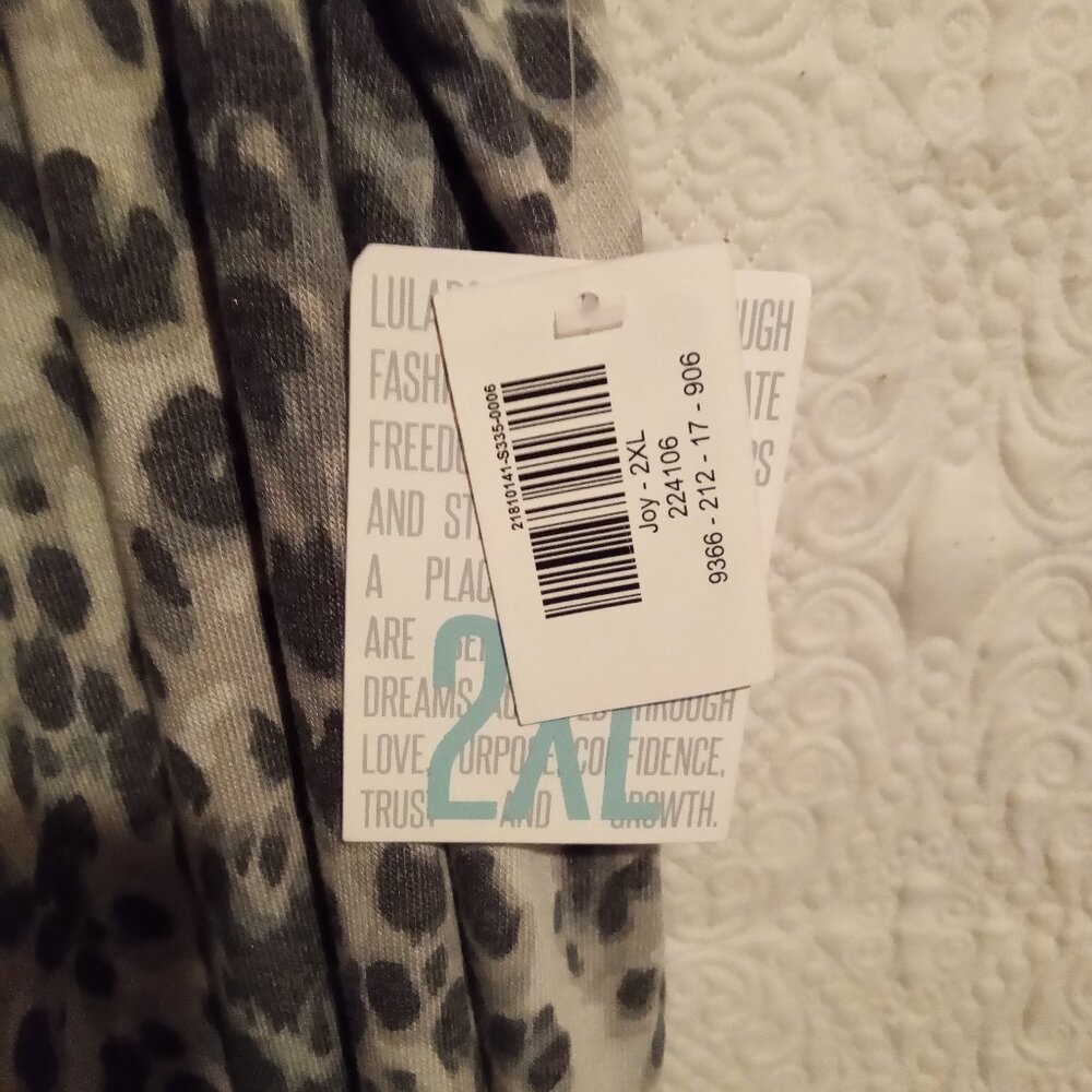 LuLaRoe Joy Duster Vest - 2XL - Picture 4 of 4